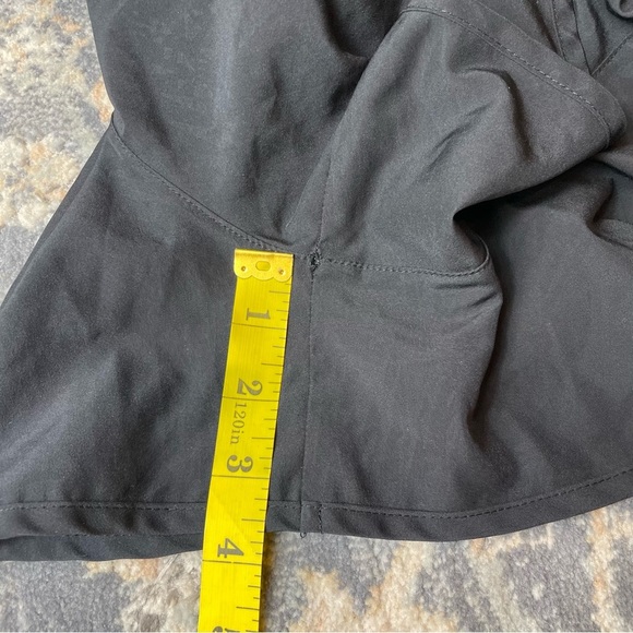 Nike Women's Black Athletic Shorts - Picture 3 of 4